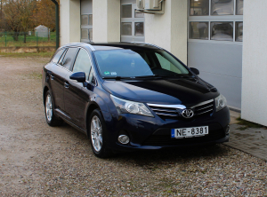 Toyota AVENSIS D-4D