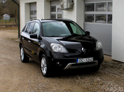 Pārdod Renault KOLEOS 2.0D