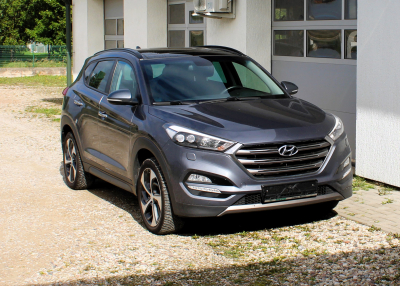 Hyundai TUCSON 2.0D Pārdod Hyundai TUCSON 2.0D
