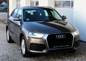 Audi Q3 i
